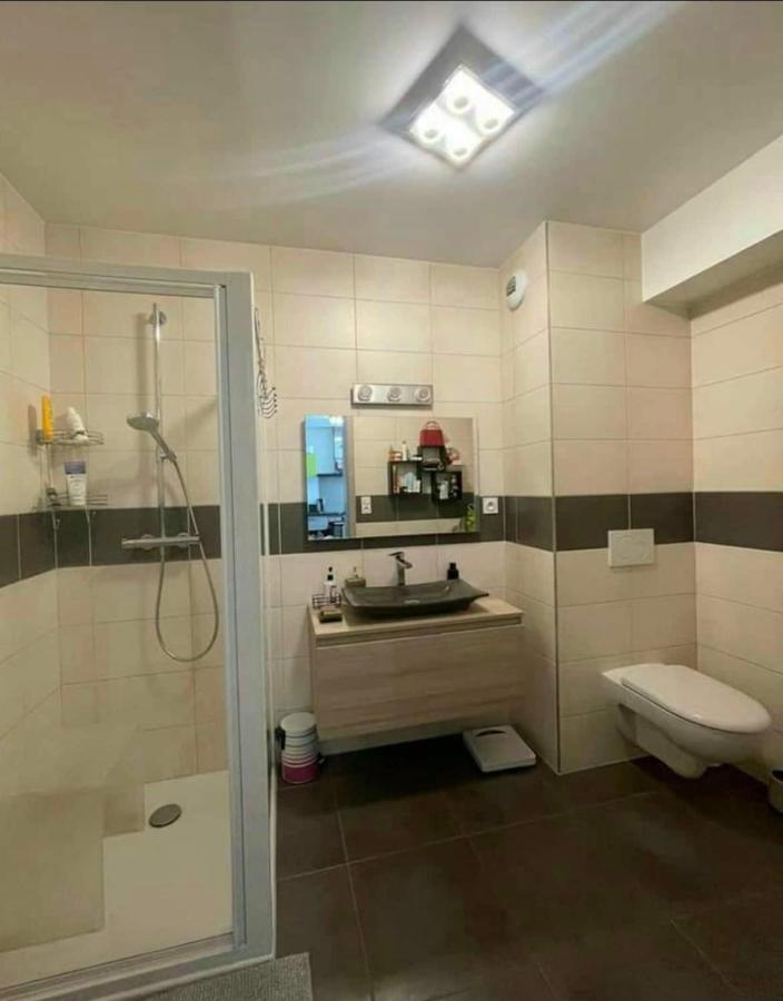 Appartement 4 Personnes Proche Lac Saint Point Montperreux Exterior photo